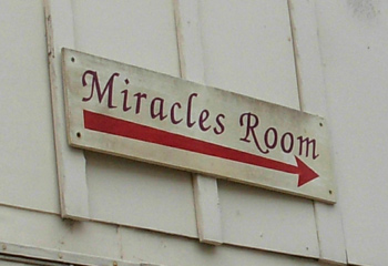 miracles-room-2